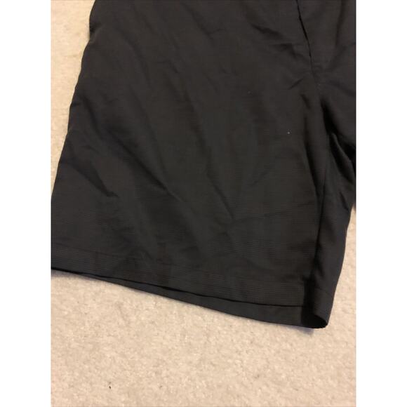 PGA Tour Black Plaid Golf Shorts Size‎ 40 9" Inseam Moisture Wicking Adult - Picture 4 of 5